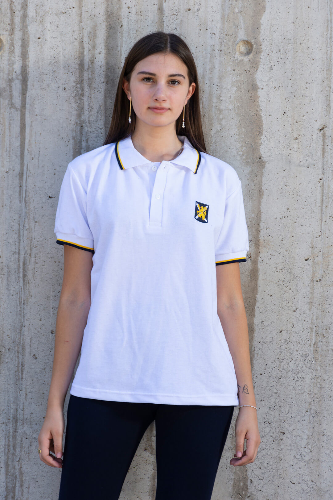 POLERA UNISEX PIQUÉ BLANCA MANGA CORTA TEI