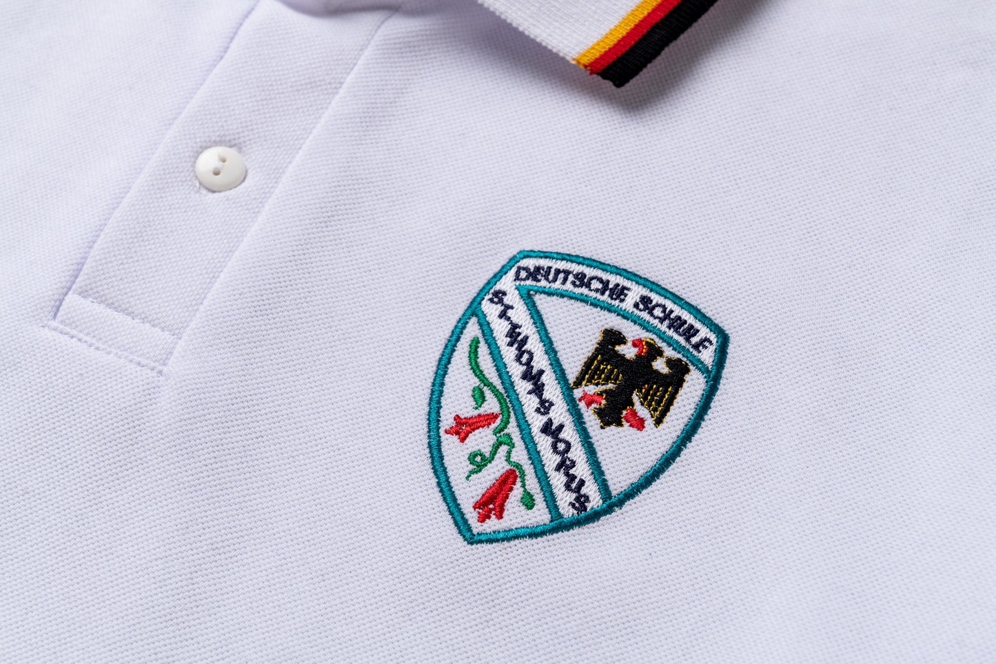 POLERA PIQUE BLANCA MANGA CORTA DSTM