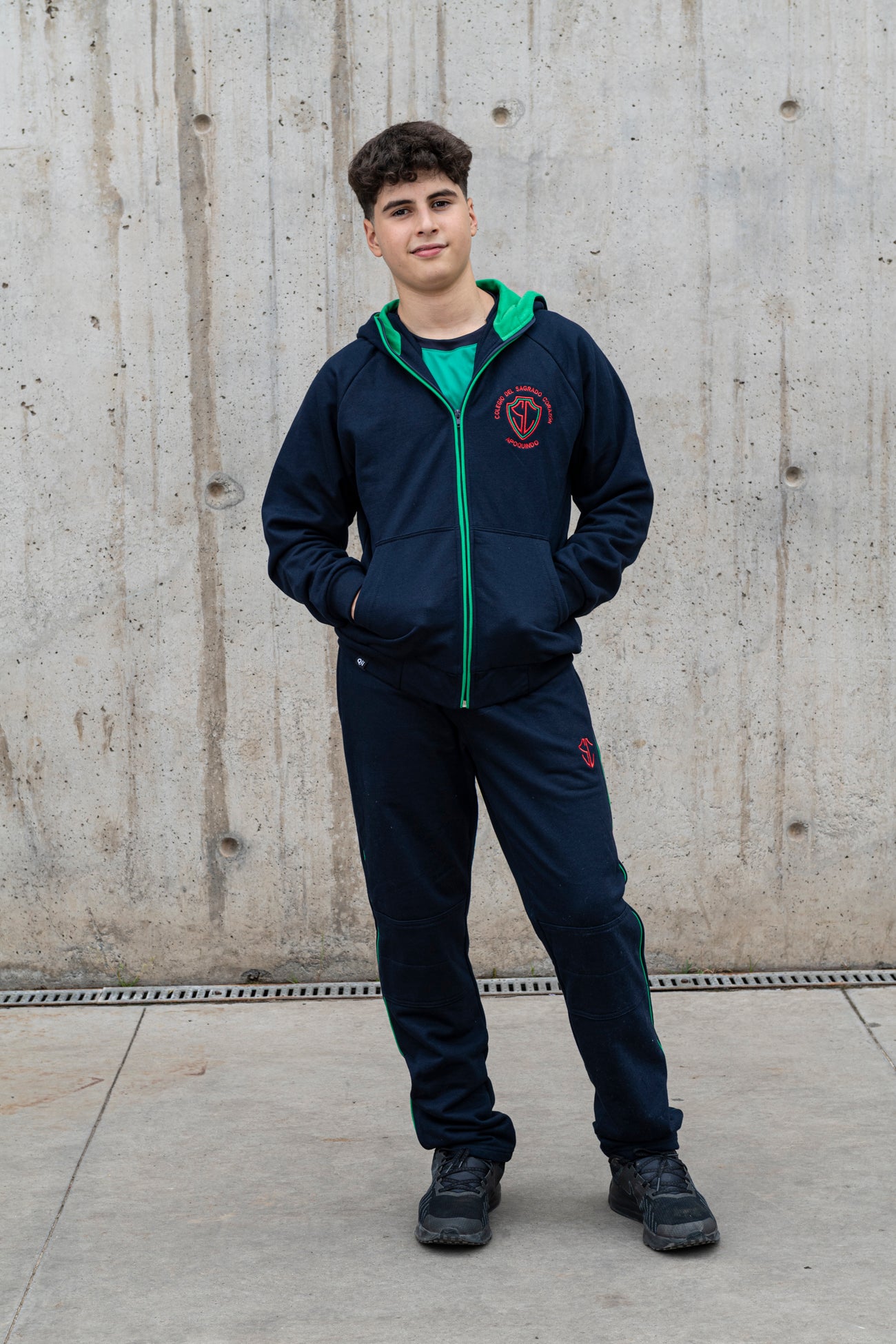 PANTALON  HOMBRE  SAGRADO CORAZON DE APOQUINDO